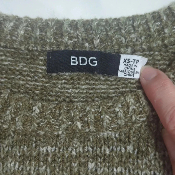 Urban Outfitters BDG Marbled Chucky Knit Sweater, Color Green/Gray Size XS-TP - Picture 11 of 12